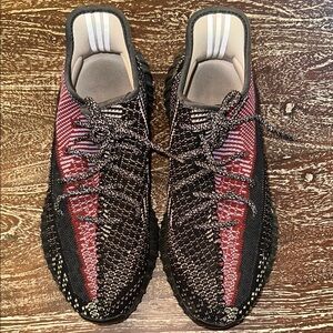 adidas Yeezy Boost 350 V2